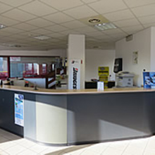 RECEPTION CENTRO ASSISTENZA GOMME/PNEUMATICI DI RIVIGNANO (UDINE)
